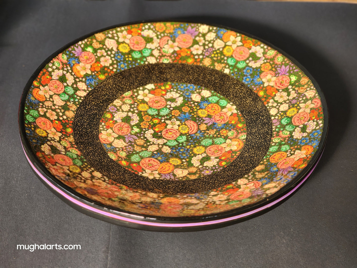 Wall plate Vintage (2000s) Real Gold painted Wall Art Paper mache Gulandar Gul design-
