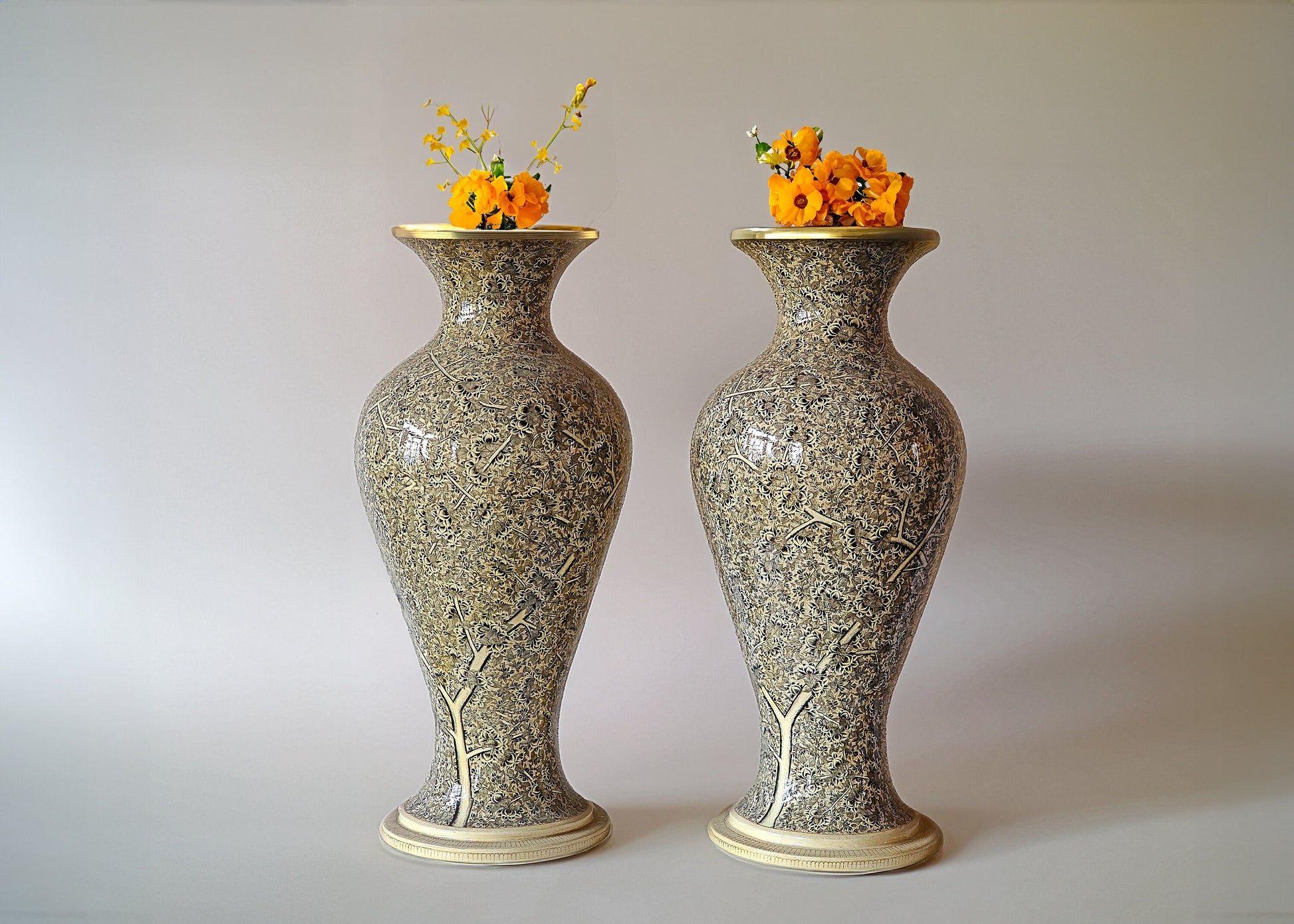 Handcrafted Black and White Paper Mache Vases - Set of 2 Flower vases