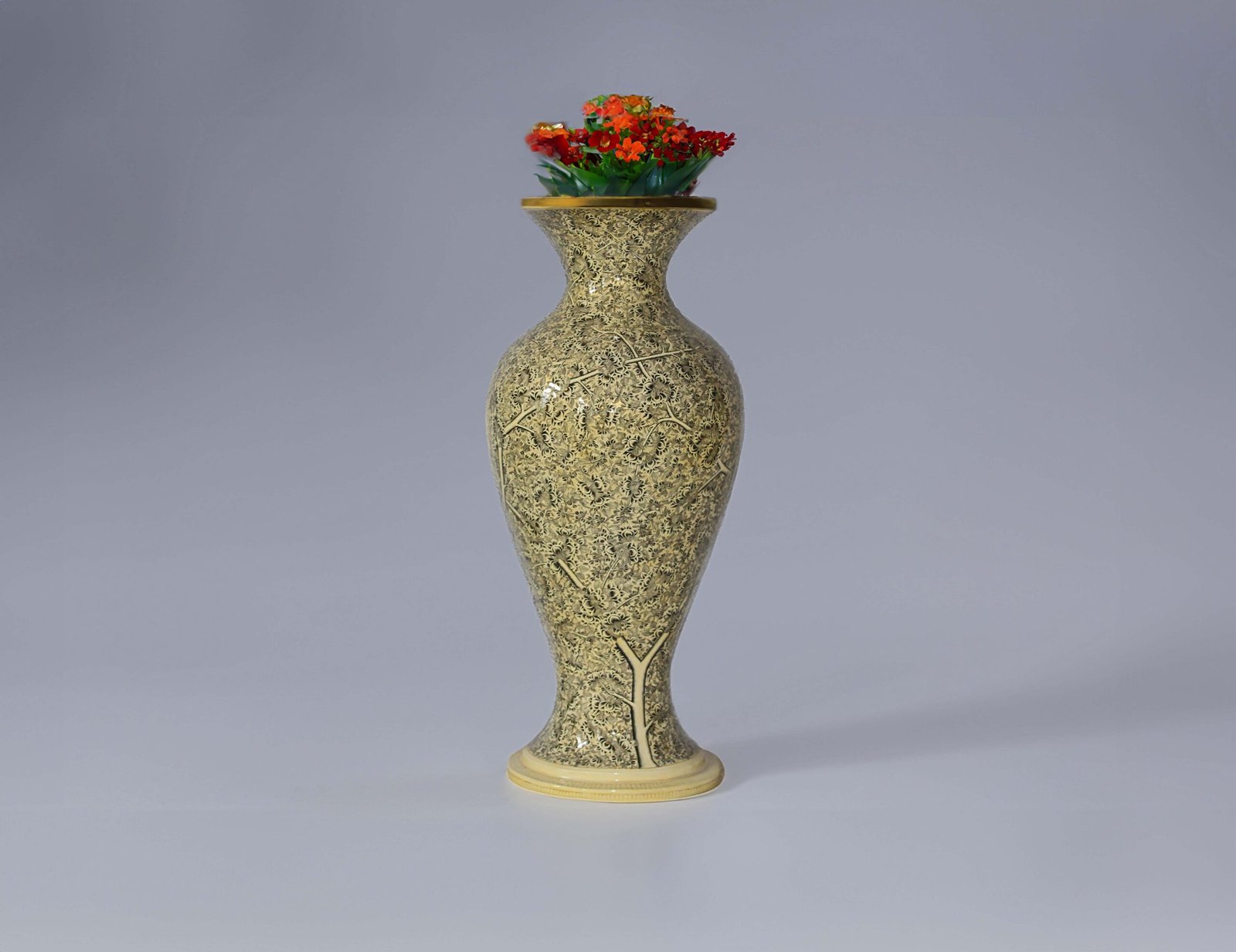 Decorative
flower vase
