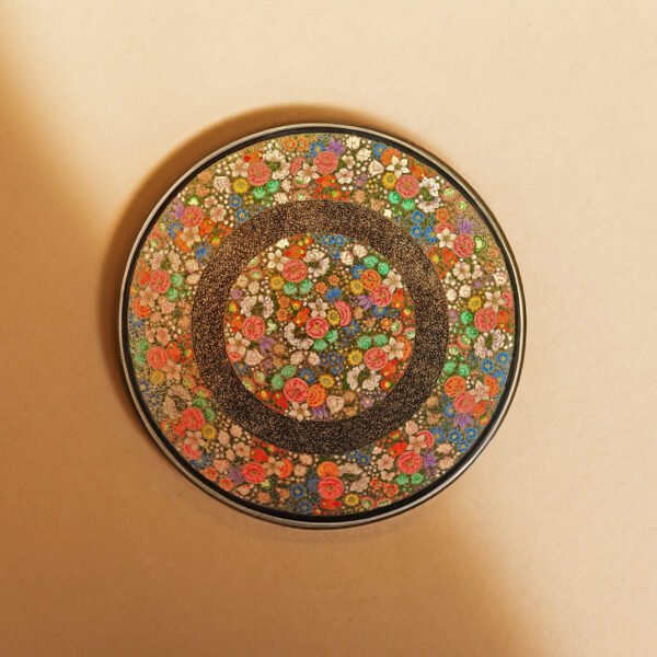 Real Gold Painted Wall Plate with Gulandar Gul Design