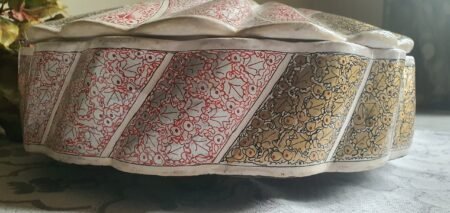 Handmade
bowl - Paper Mache Fruit Bowl with Lid - Silver and Red Sycamore Foliage
Design