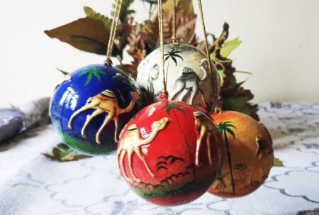 Christmas
Gift Paper Mache Hanging Balls Decor - Embossed Desert Art Theme