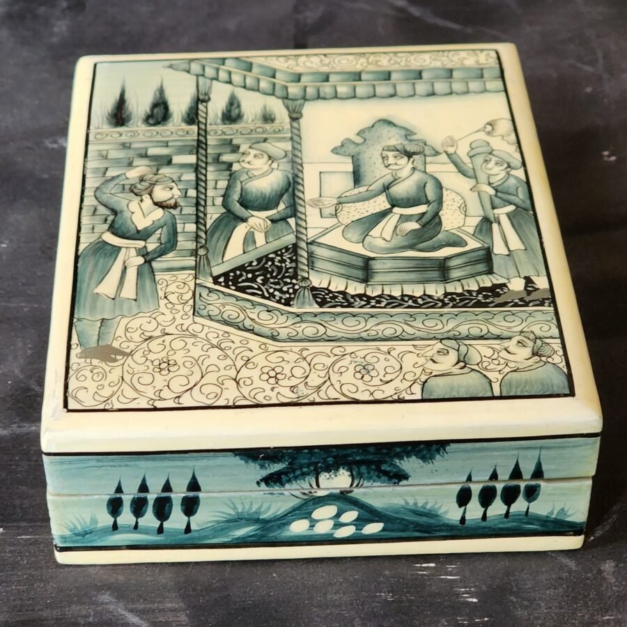 Mughal
hand painted small jewelry box art personalized gifts wooden with lid made
with paper mache folk art