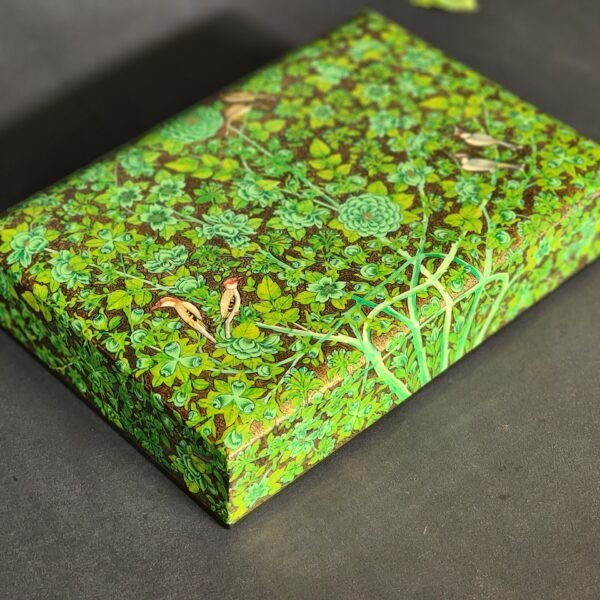 Exquisite Green and Golden Papier Mache Jewelry Box
