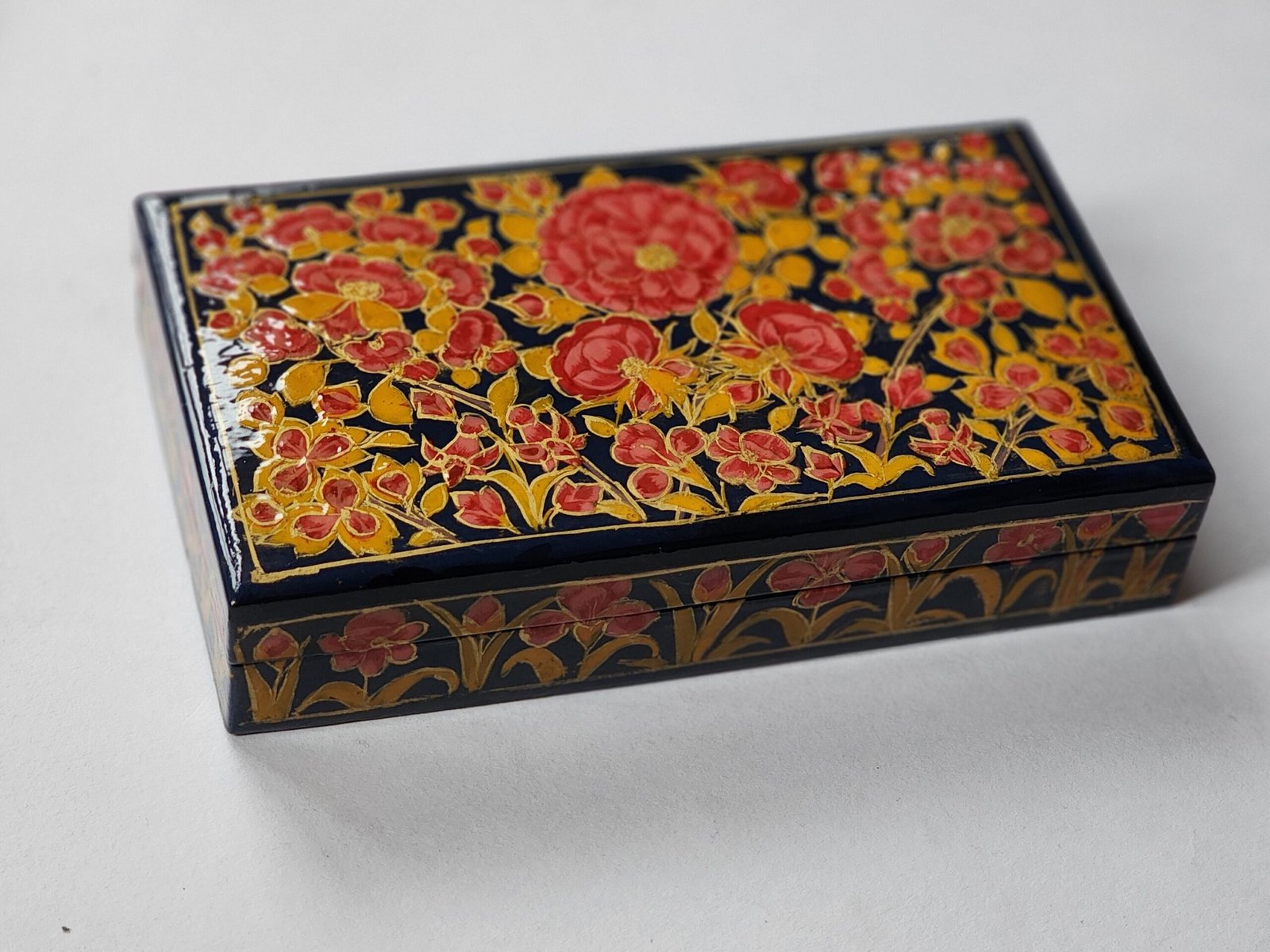 Arabic
painted personalised jewellery box