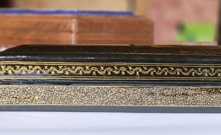 Handmade
bracelet box