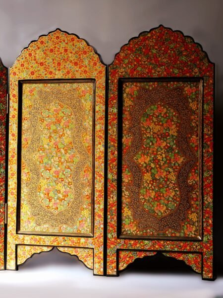 Kashmiri
Wall Art Room Divider with fine Hazara floral paintings in a very unique
decor style