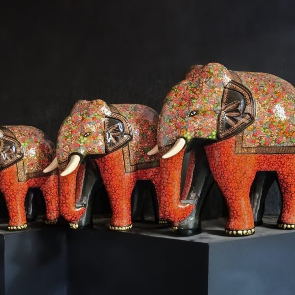 Exquisite Elephant Figurine Family of 3 Sculptures: Elevate Your Home Decor