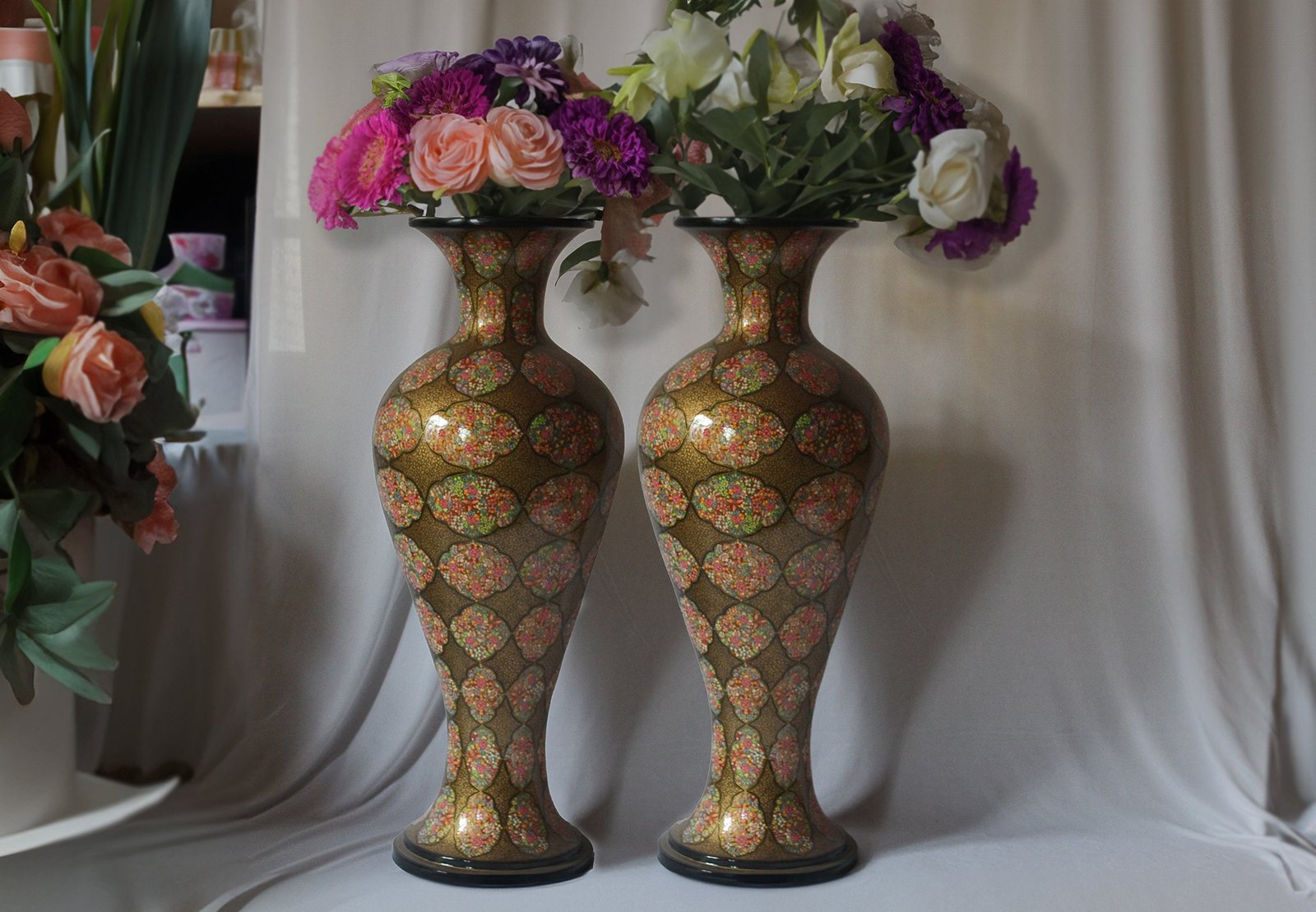 Eternal
Blossoms - Pair of Exquisite Paper Mache Vases with Enchanting Floral Motifs