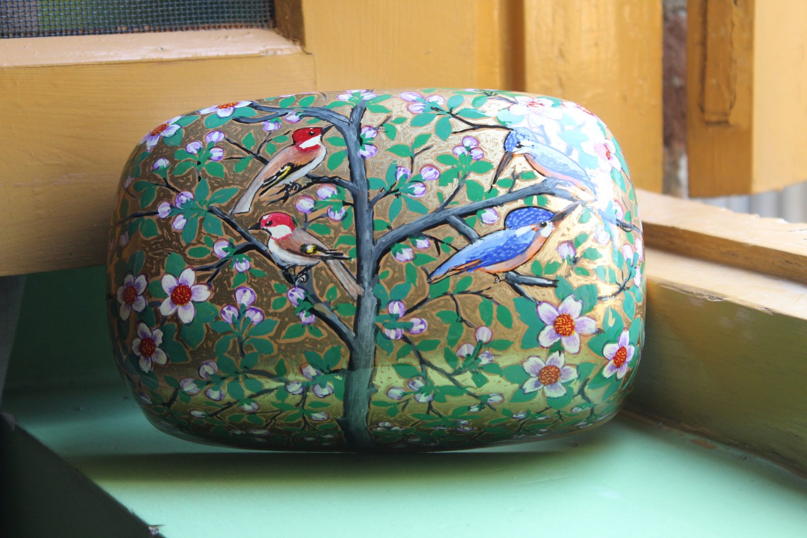 Goldfinch and Kingfisher Papier Mâché Box – 7x4 Inch Hand-Painted Kashmiri Art - Image 3