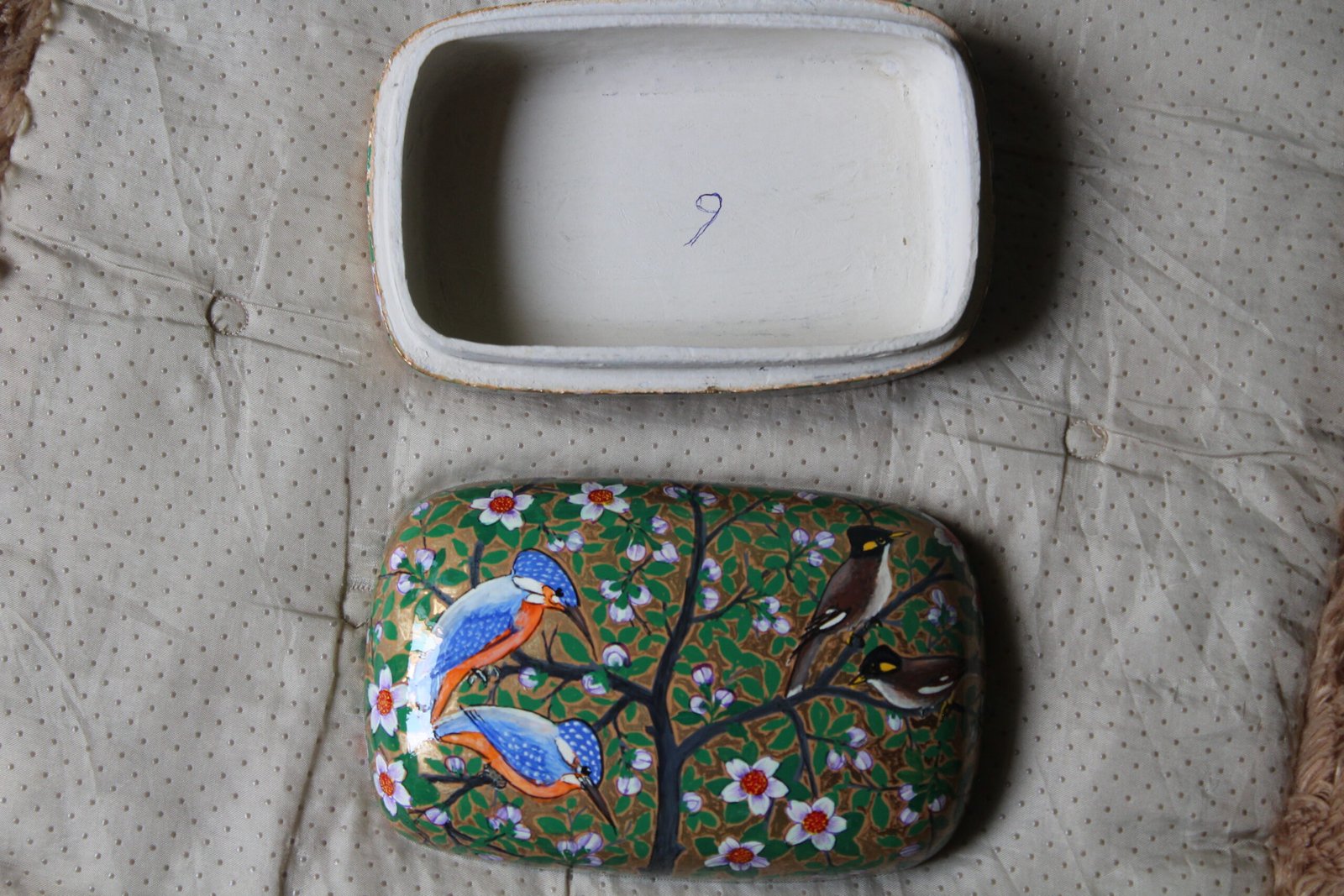 Kingfisher Blossom Papier Mâché Box – 7x4 Inch Hand-Painted Kashmiri Art - Image 2