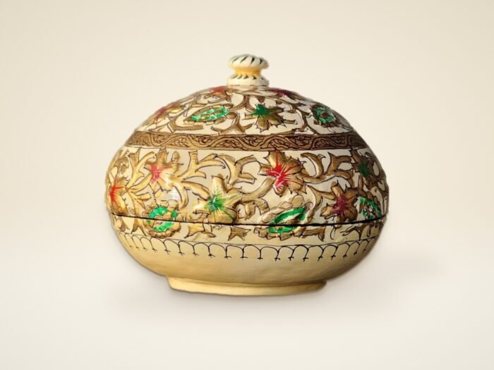 Artisan Chinar Jewelry Box – Traditional Kashmiri Paper Mâché Gift Box